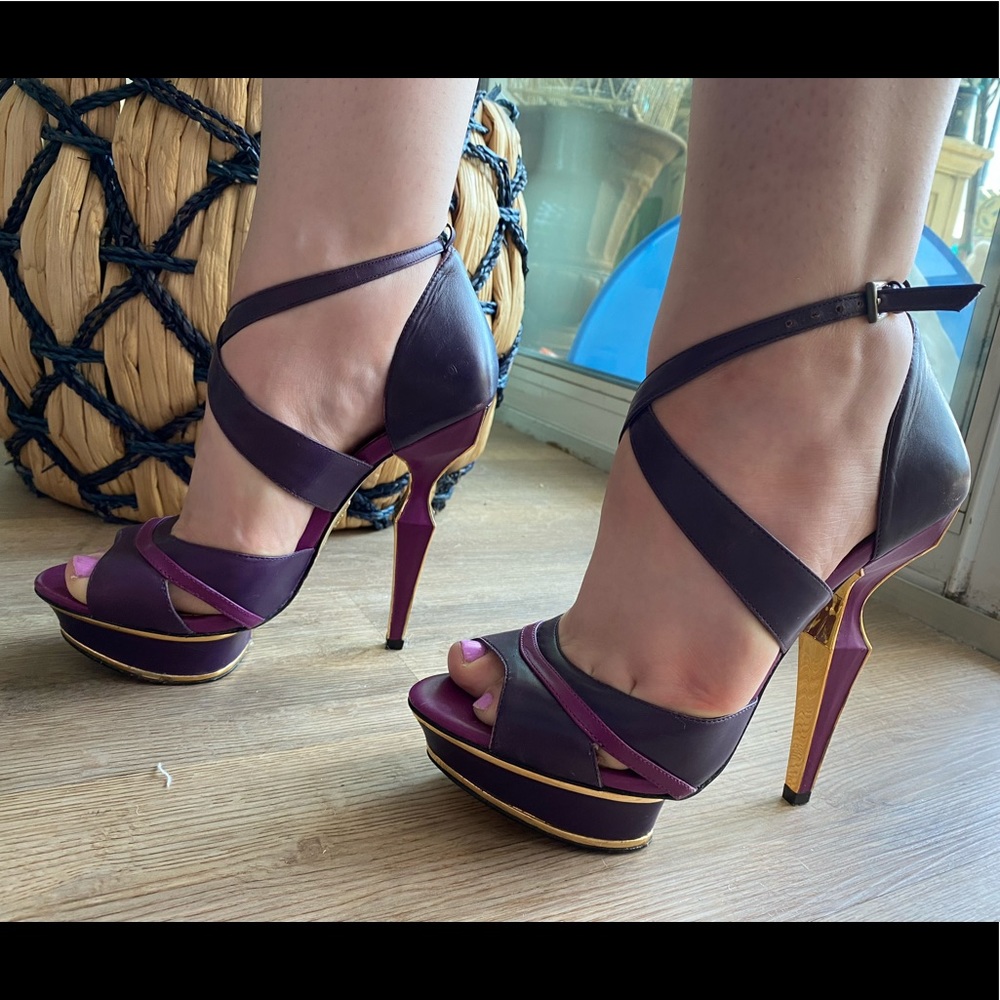 VERY SEXY PURPLE AND GOLD BEBE PLATFORMS